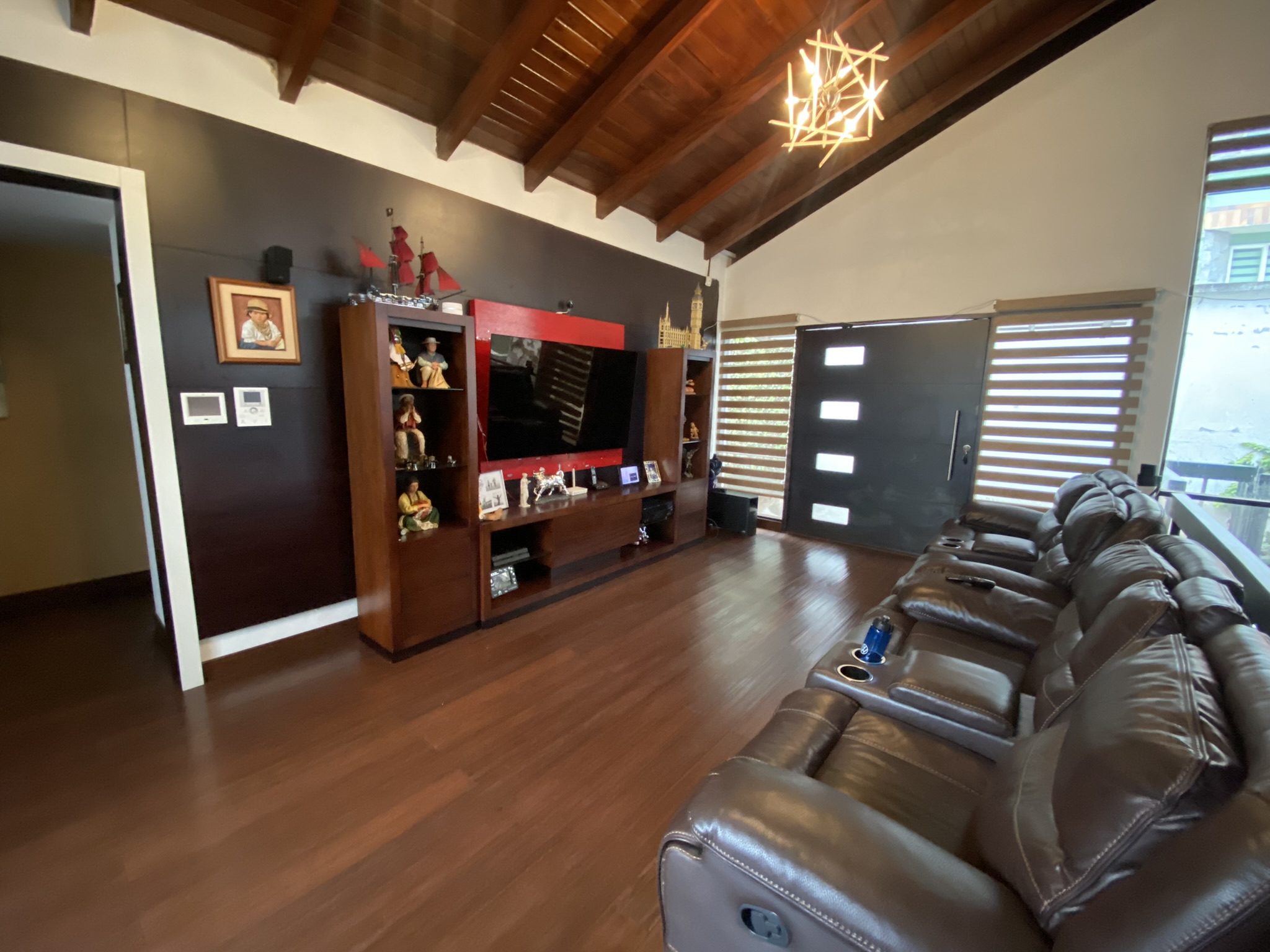 CASA GRANDE REMODELADA SECTOR GRANDA CENTENO